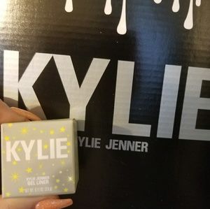 New Kylie jenner Storm collection gel liner